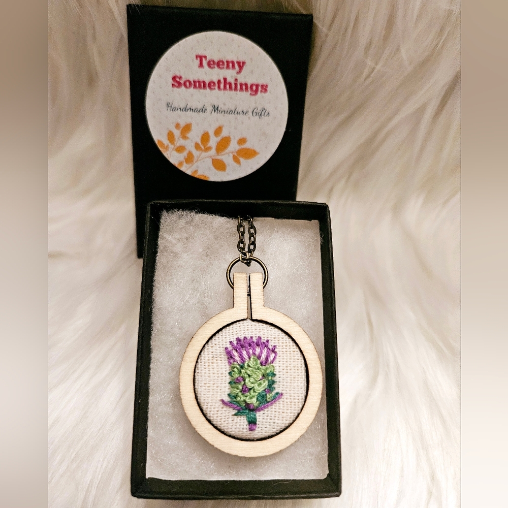 NIB Scottish Thistle Necklace Petit Point